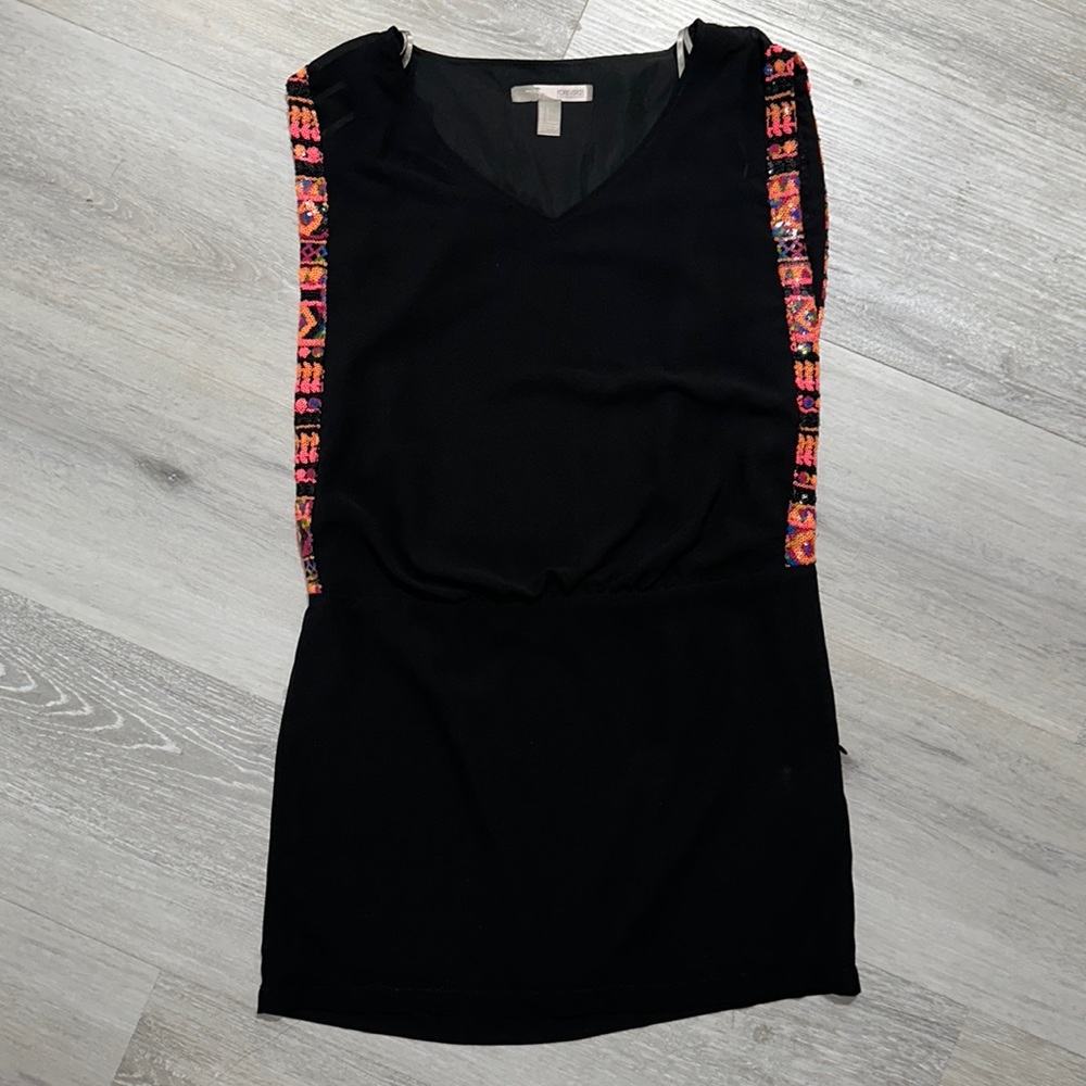 Forever21 Contemporary Black Dress with Sequins. Size: S.